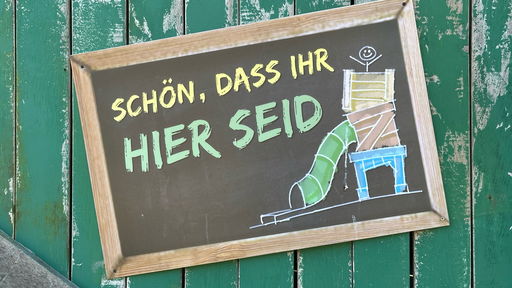 Umgedrehte Scheune