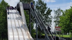 Riesen- /Freifallrutsche "Steinauer Luftikus"