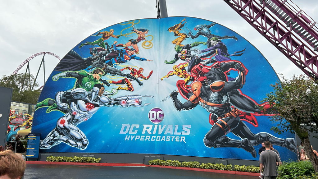 DC Rivals HyperCoaster