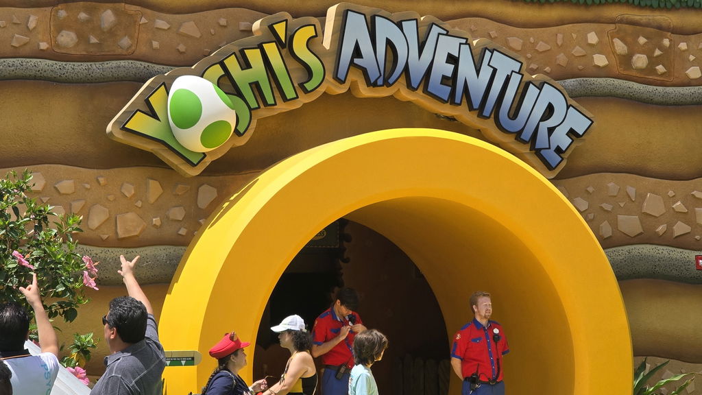 Yoshi's Adventure™