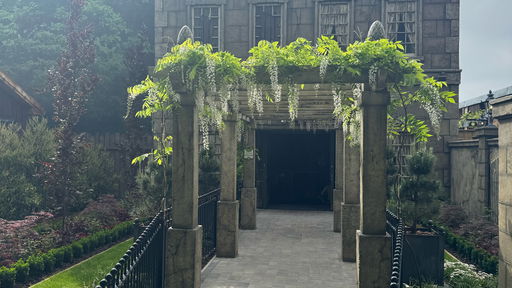 Ghostly Manor