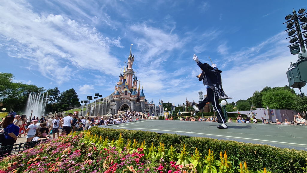 Goofy's Imaginary Orchestra