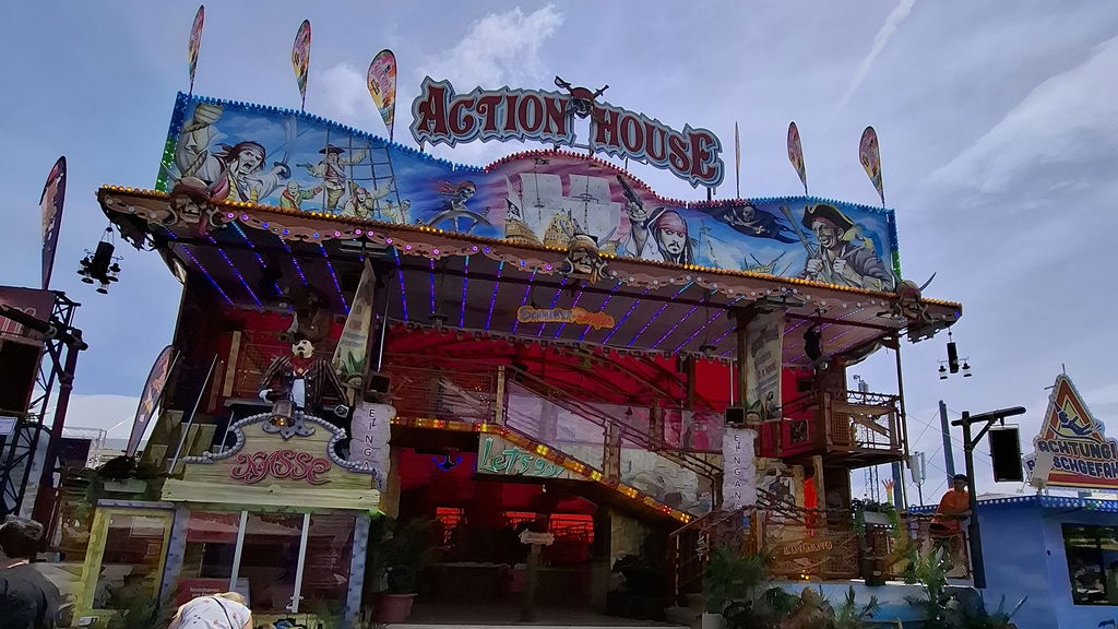 Action House