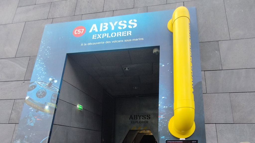 Abyss Explorer