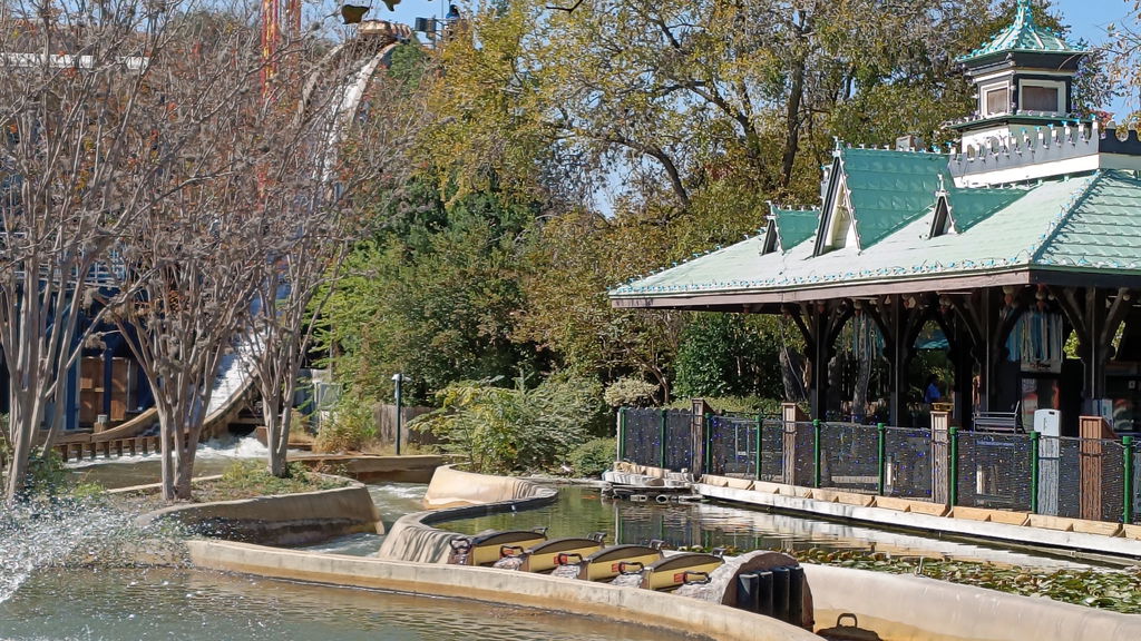 Bugs' White Water Rapids