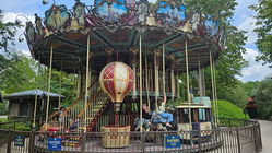 Grand Carrousel