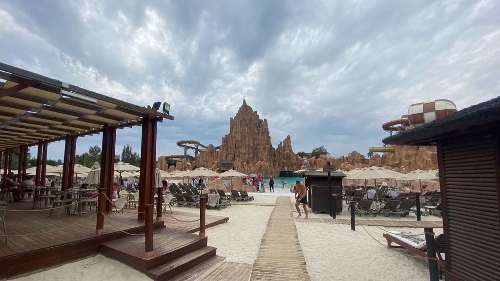 Wave Shock Pool