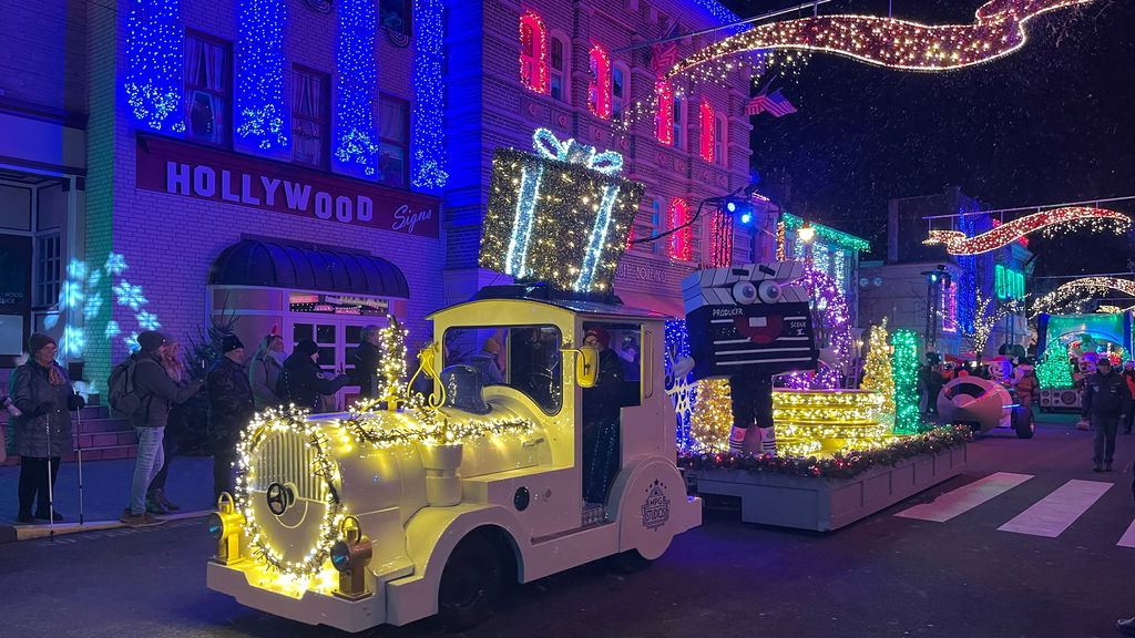 Hollywood Christmas Parade