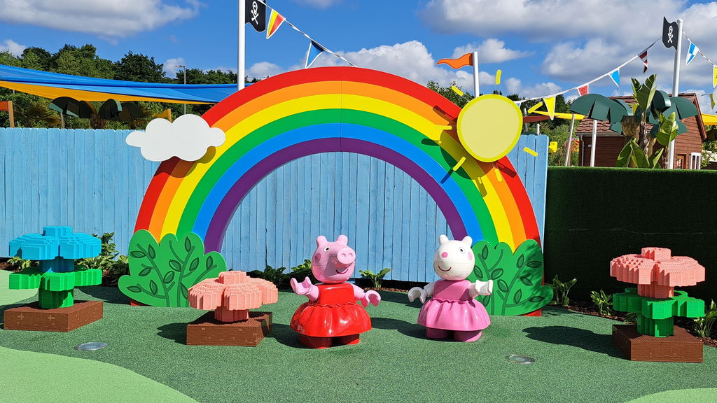 LEGO DUPLO PEPPA PIG Play Zone