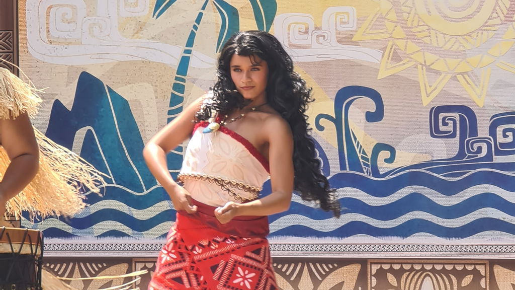 Moana and her musicians