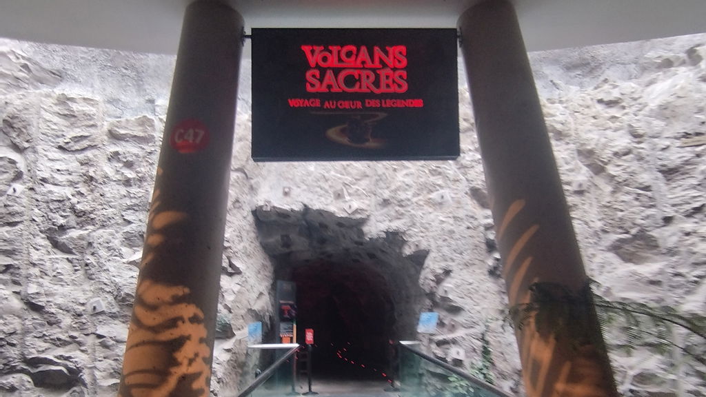 Volcans sacrés