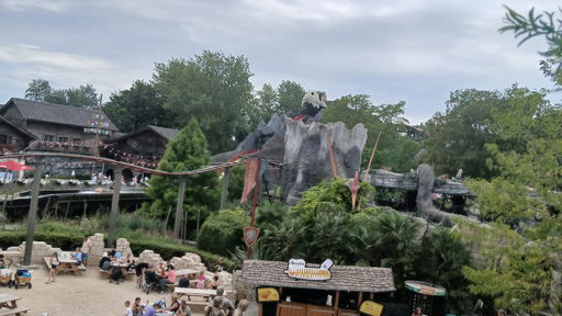 DinoSplash