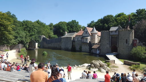 Les Chevaliers de la Table Ronde