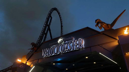 Jurassic World VelociCoaster