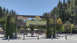 Gilroy Gardens